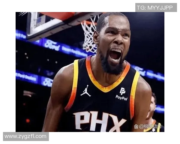 勇士赛场细节曝光 小动作引发球迷热议与媒体关注